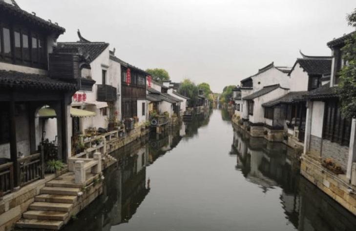 边境之旅